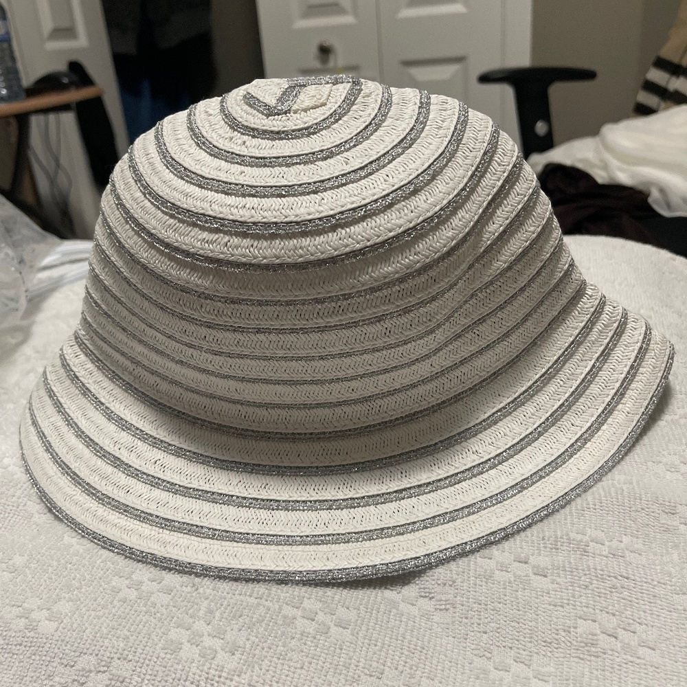 Physician Endorsed Capri sunhat